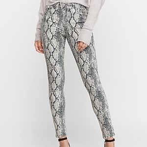 Express High Rise Snake Print Ankle Legging 10L